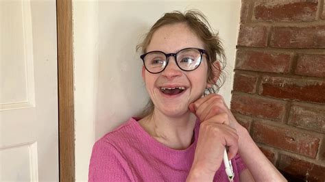 Worcestershire mum to lose 'lifeline' service over rising costs - BBC News