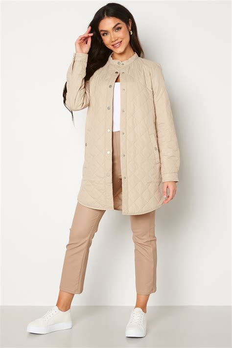 Vila – Trish Quilted Jacket – Autumn jackets – Beige