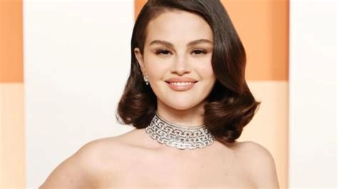 Selena Gomez reveals the therapy that helps protect her self-esteem ...