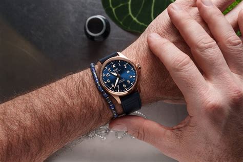 сы IWC Pilot's Watch Mark XX Le Petit Prince: экспертный обзор — Наручные часы всех известных ...