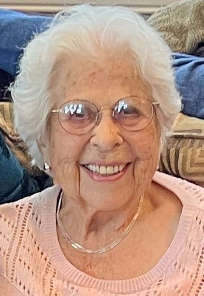 Elaine Toll Obituary - Salem, MA