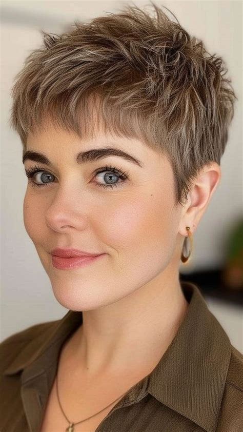 20 Flattering Bangs Hairstyles for Older Women to Try Now | Short hair ...