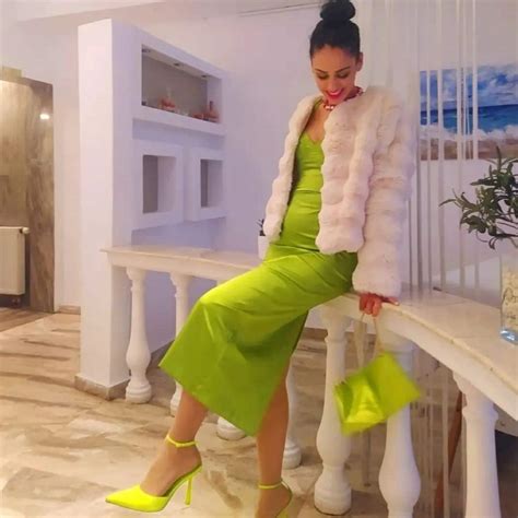 21 Best Lime Green Outfit Ideas And Tips On How To Wear Them