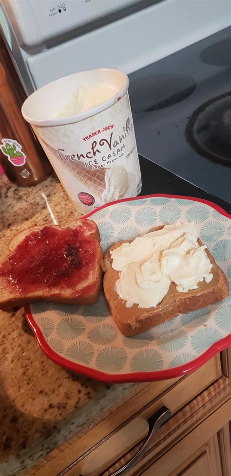 PB&J Ice Cream Sandwhich - Dining and Cooking