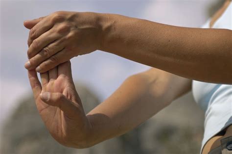7 Treatment Options for Dupuytren's Contracture