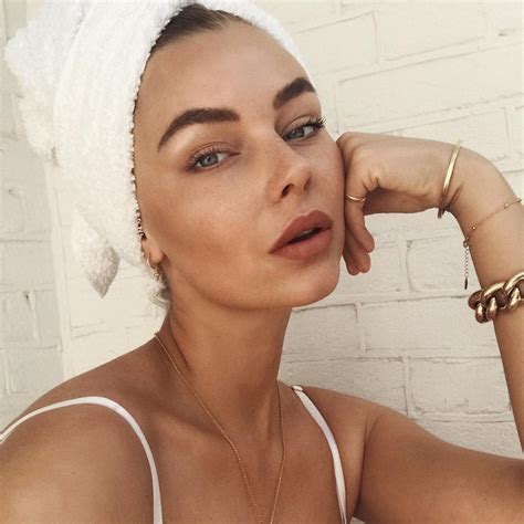 Natural Ways to Heal Acne Scars Fast and Effectively ...