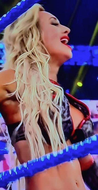 Photos: Carmella Suffered Wardrobe Malfunction On WWE Smackdown
