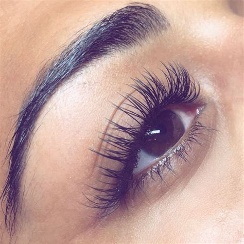 Eyelash Extensions | Classic Individual Lash Extension Treatments