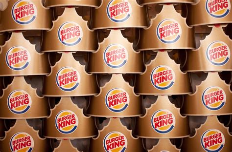 Burger king pays for wedding | Beachweddingtips.com