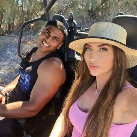 Model Stephanie Collier Wikipedia, Age, Model, Bio, Wiki, Biography, Boyfriend, Australia,