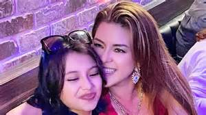 Hija de Alicia Machado causa sensación por su belleza