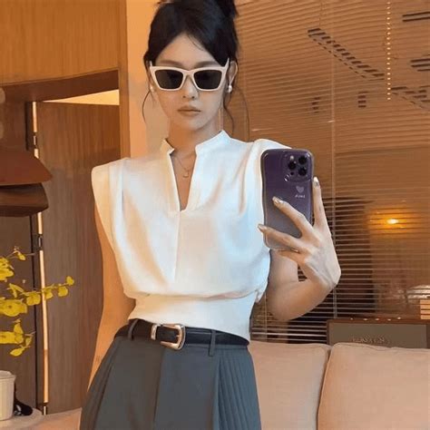 Women Blouses V-neck Korean Style Elegant Chic White Sleeveless Shirts ...