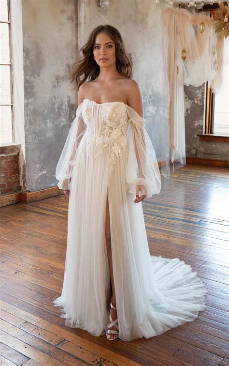 Wedding Dress With Shoulder Sleeves