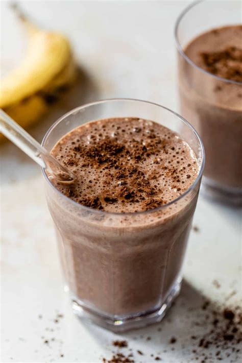 Chocolate Banana Smoothie - The Almond Eater - COFE™