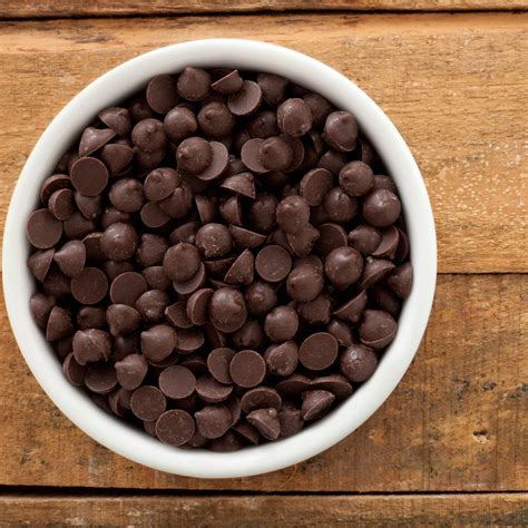 Are Chocolate Chips Gluten-Free? + Best Gluten-Free Brands - The Helpful GF