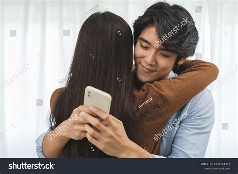232 Asian Boyfriend And Girlfriend Texting Message Images, Stock Photos & Vectors | Shutterstock