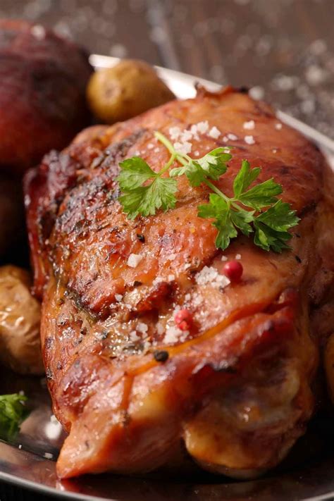 Internal Temperature of Ham - IzzyCooking