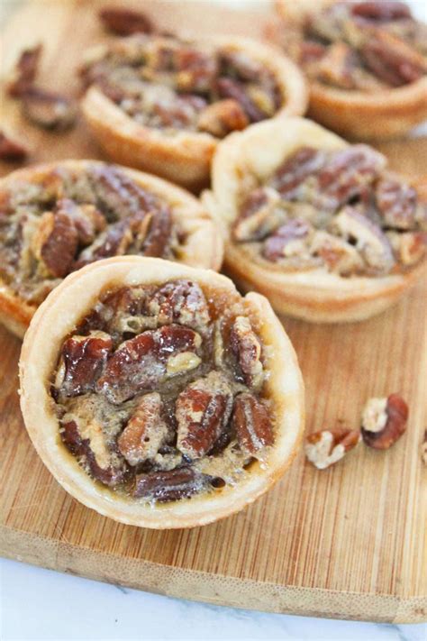 Easy Mini Pecan Pies Recipe for the Holidays