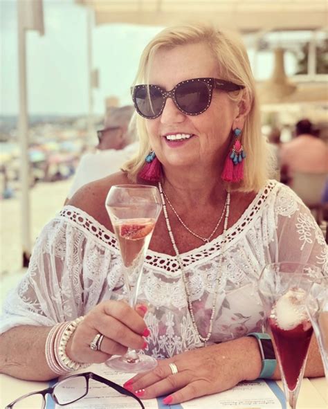 Contribute to Marilyn Cooper's Tribute