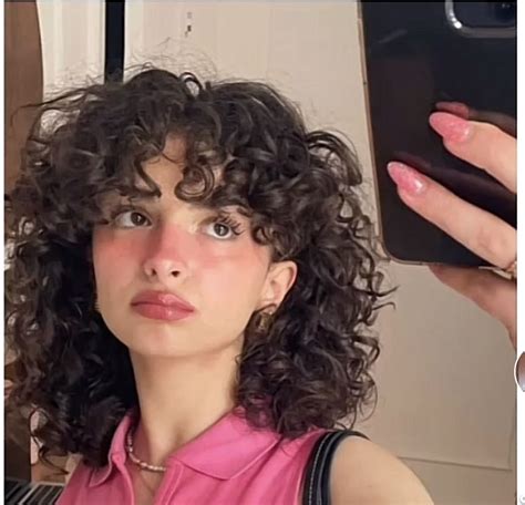 Pin by Sanne Romijn on Haarr | Curly hair styles, Hairdos for curly ...