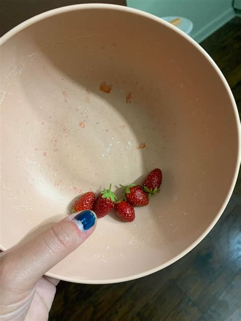 My strawberries! : r/MightyHarvest
