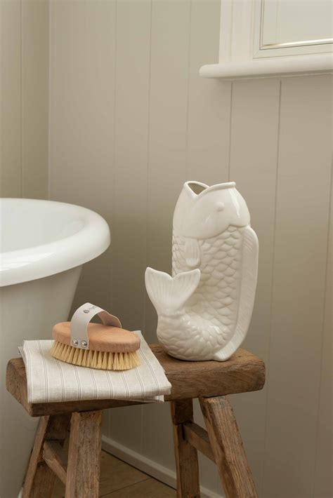 Charles Ted White Decorative Ceramic Fish Vase – CharlesTed Home