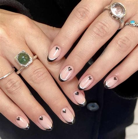 31 Short French Manicure Ideas to Try
