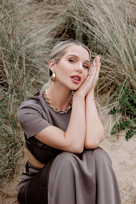 Helen Flanagan and OnlyFans Speculation: Addressing Rumors of Leaked Nudes, Porn, Photos, and ...
