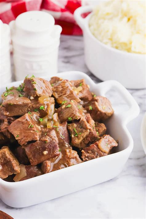 Slow Cooker Beef Tips - Recipes Simple