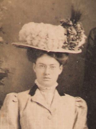 Minnie Myrtle Campbell Williams (1885-1976): homenaje de Find a Grave