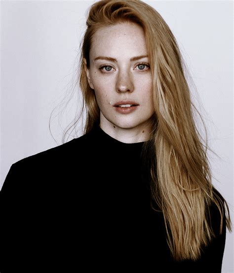 Deborah Ann Woll Modelo