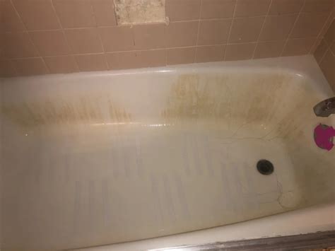 How To Get Rid Of Water Stains In A Bathtub | Storables
