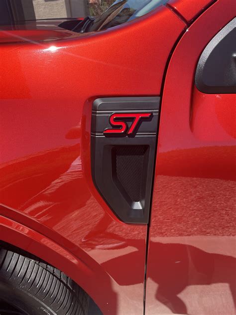 Here's my custom Maverick ST version (from 2022 MavericK XLT EcoBoost) since Ford doesn't make ...