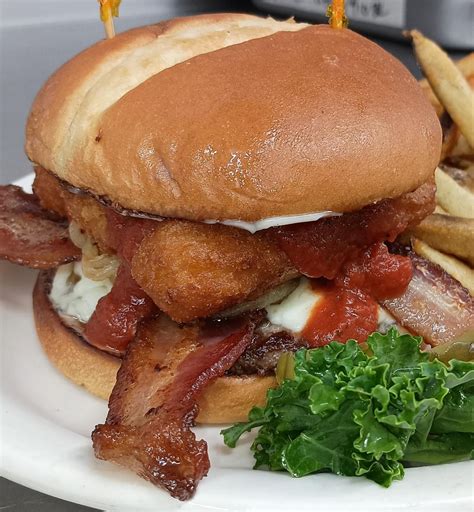 ' Cardiac Attack ' 1/4 lb Burger Patty with Mozzarella, Bacon, Onion ...