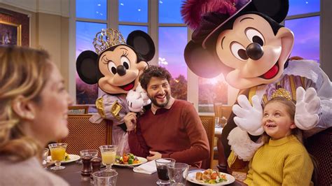 Disney Character Dining | Disneyland Paris
