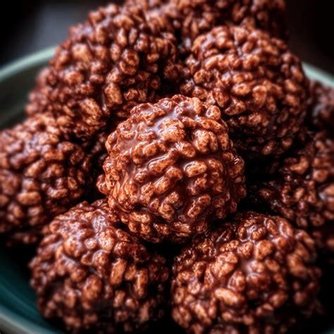 Easy Chocolate Rice Krispie Balls Recipe