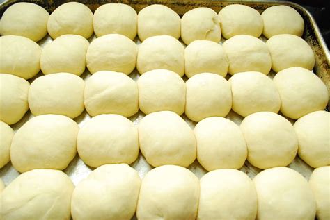 Frozen Dinner Rolls | Homemade Rhodes Rolls Recipe