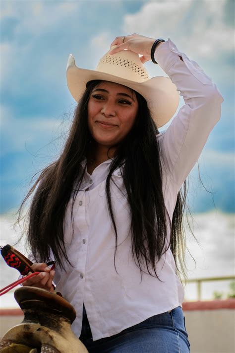 Older Latina Woman Photos, Download The BEST Free Older Latina Woman Stock Photos & HD Images