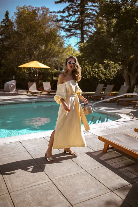 Pool Party Outfit: Day 23 - MEMORANDUM - NYC Fashion and Lifestyle