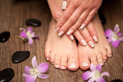 Why You Need To Get Both a Manicure and Pedicure at a Spa - Faces Spa