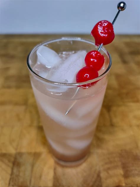 Hunch Punch: A fruity, fizzy party drink | Occasional Cocktails