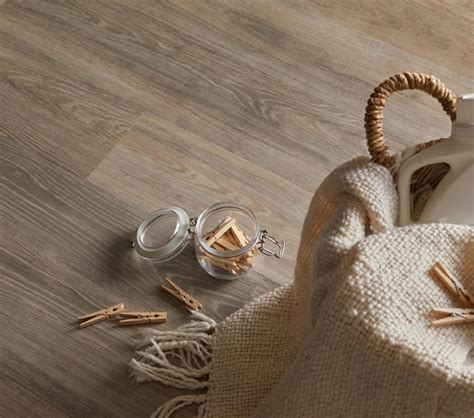 Kentwood Engineered Hardwood Floors | Metropolitan