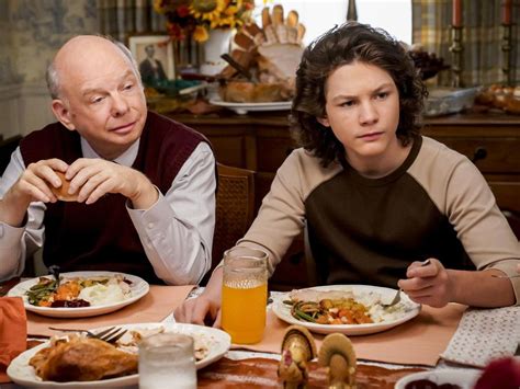 Young Sheldon : Young Sheldon : Photo Montana Jordan, Wallace Shawn ...