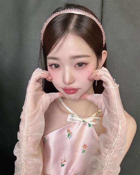 Kpop Girl Groups, Kpop Girls, Pink Princess, Kpop Aesthetic, Aesthetic Girl, Girl Icons, Cute ...