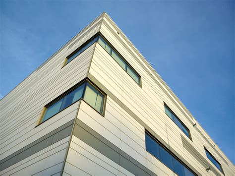 LACC Science & Technology Building - BuildLACCD