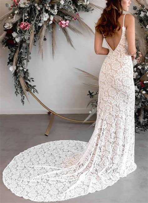 Boho Lace Open Back Mermaid Wedding Dresses With Court Train - Missacc