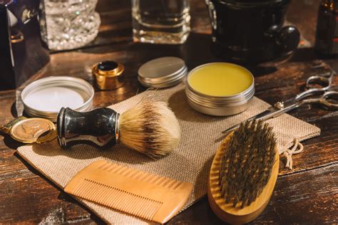 How To Tame Beard Hair Sticking Out In Various Directions - Beard Beasts