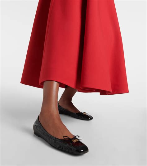 VLogo Signature patent leather ballet flats in black - Valentino ...