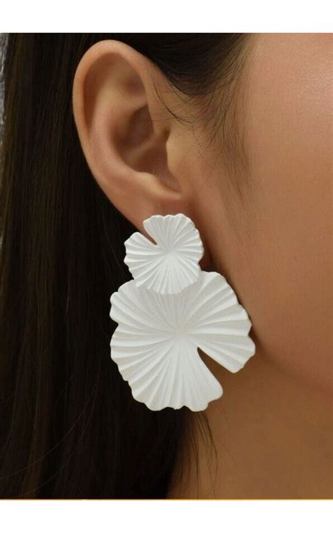 The White Lotus Earrings | GIGILAND UK | SilkFred in 2024 | White ...