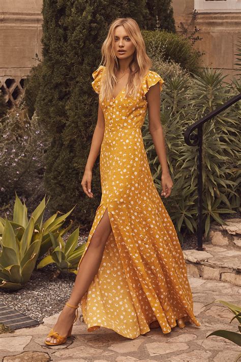 30+ Summer Wedding Guest Dresses To Wear In 2025 | DPF